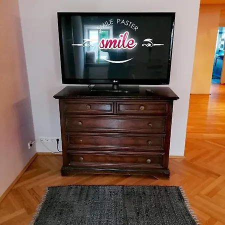 Taferne In Koestendorf - Monteurzimmer Neumarkt am Wallersee