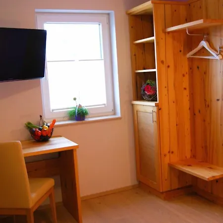 Πανδοχείο Taferne In Koestendorf - Monteurzimmer 3*