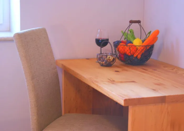 Herberg Taferne In Koestendorf - Monteurzimmer Neumarkt am Wallersee